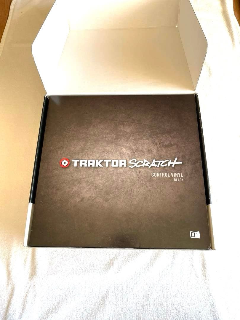 ✨未使用品✨TRAKTOR✨scratch