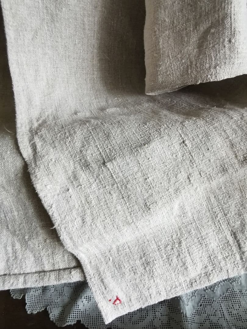 アンティーク ホームスパン ラスティックリネン イニシャルP赤糸刺繍ロングクロス