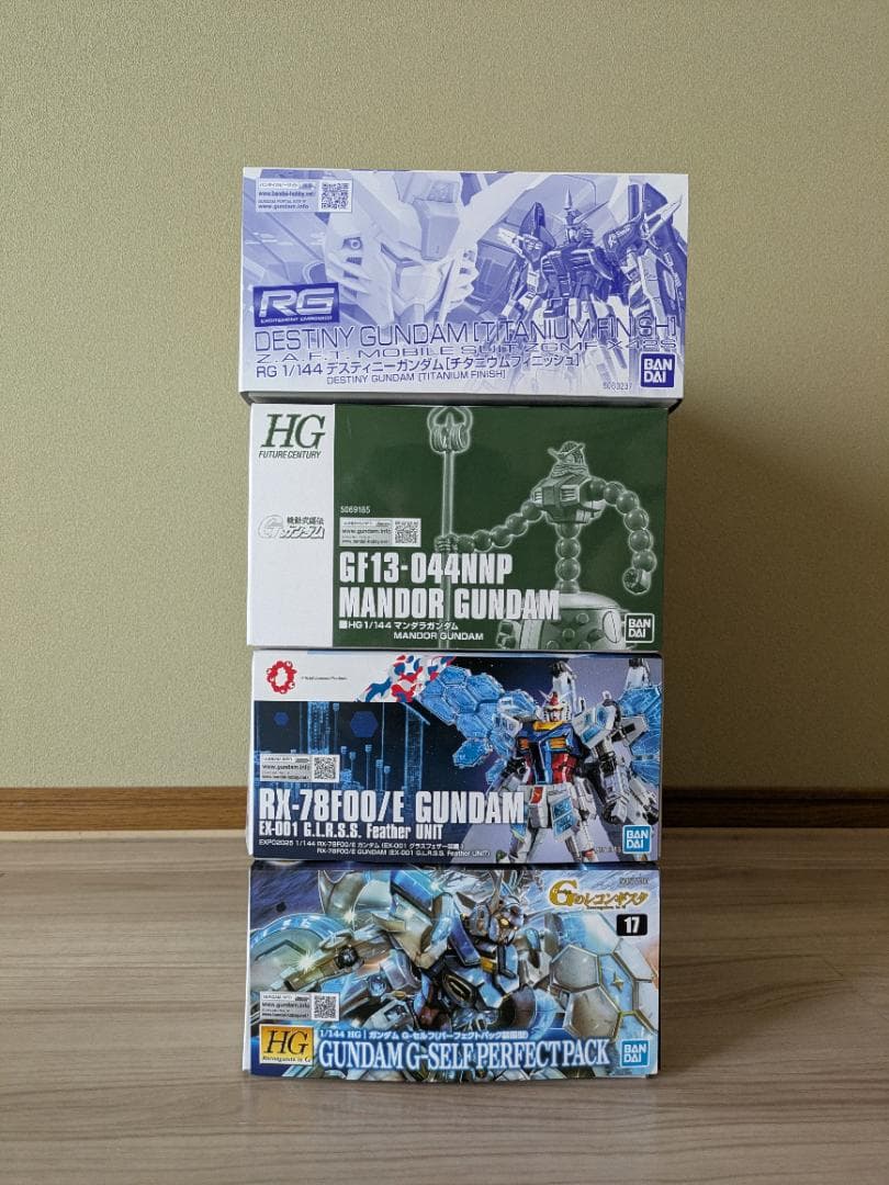 ガンプラ4点 RGデスティニー チタニウムフィニッシュ 他 新品未組立セット