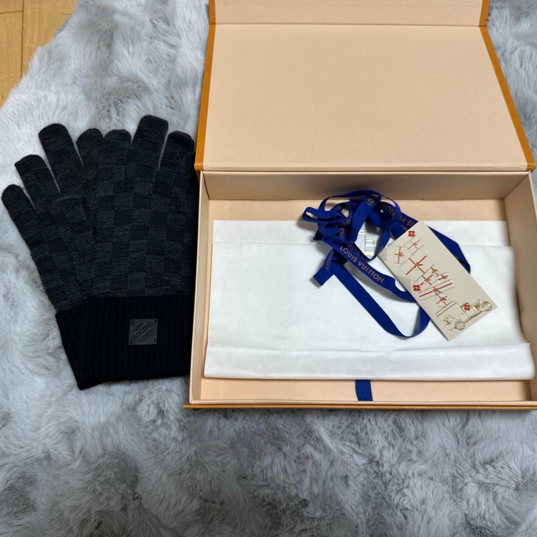 ヴィトン　手袋　ダミエ