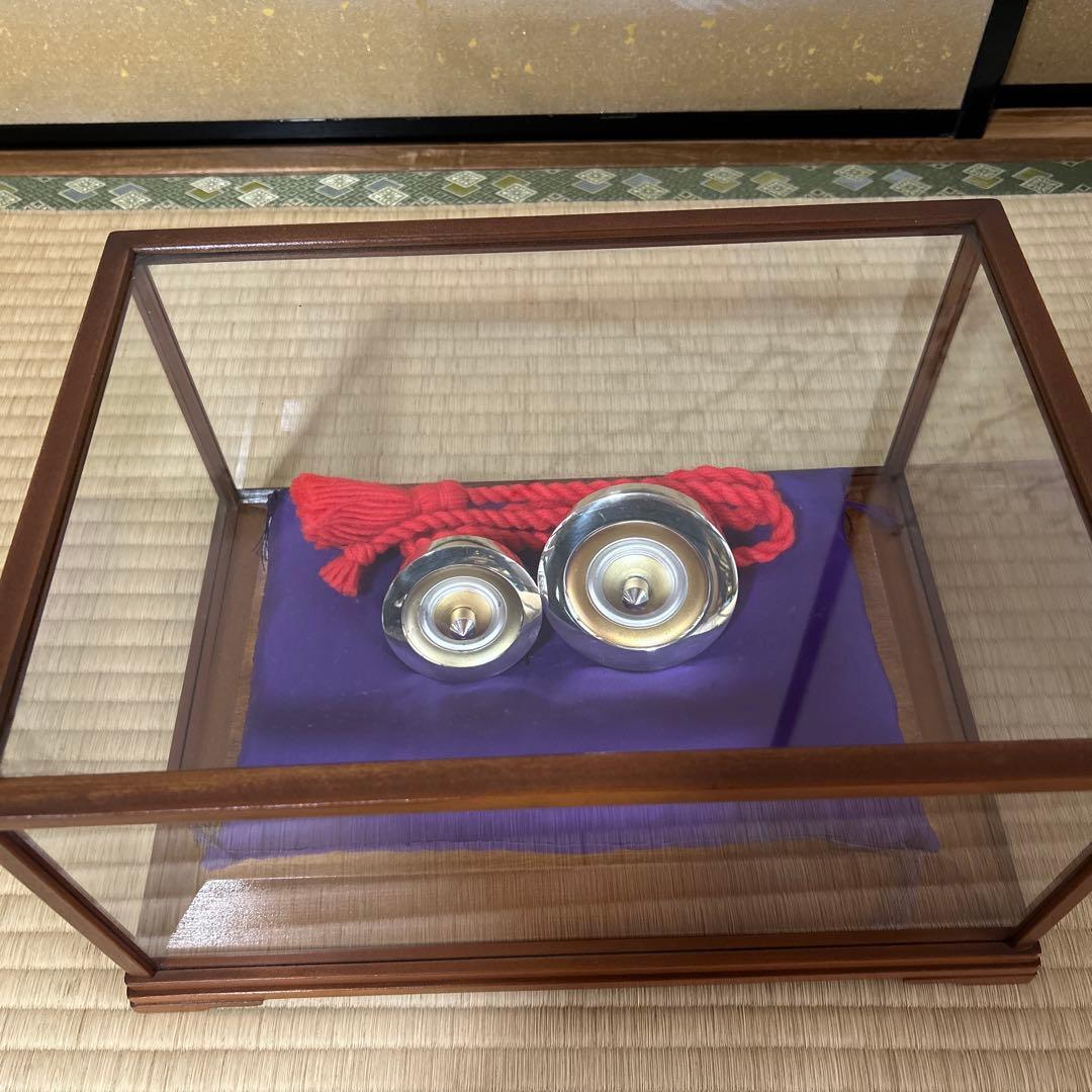 金工家作 純銀製独楽置物　ガラスケース付駒の銀