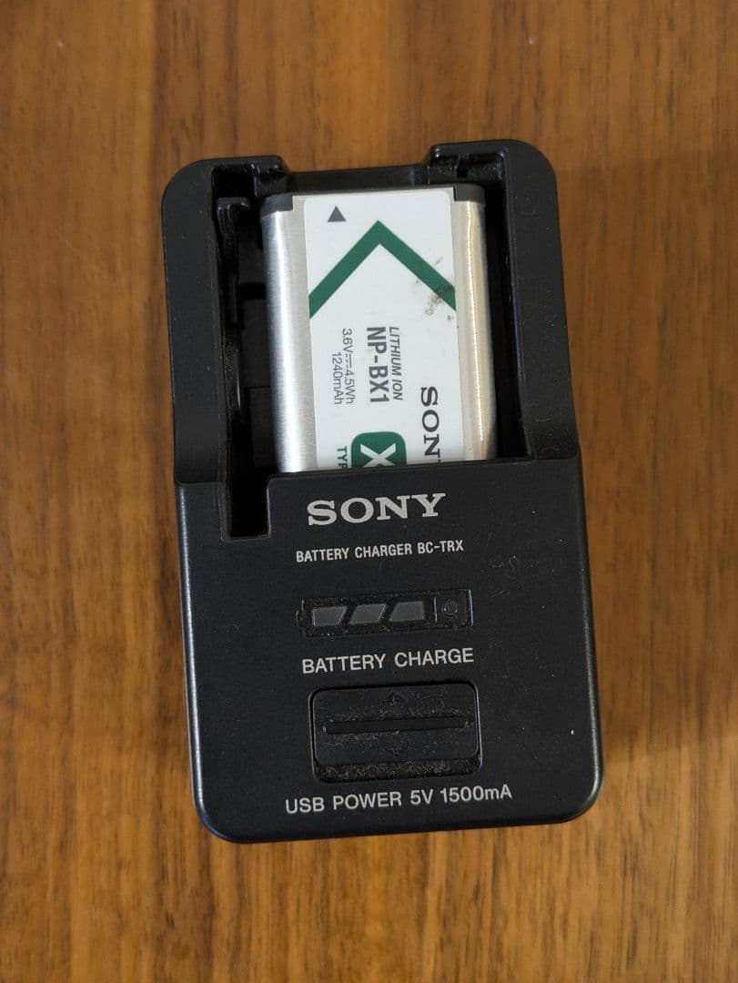 【美品】SONY ソニーRX100M7 ・バッテリー+チャージャーセット