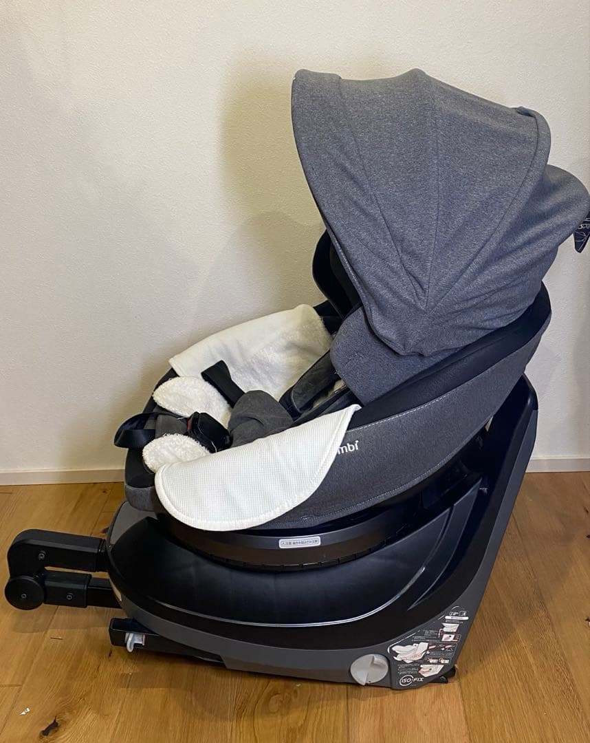 コンビチャイルドシート　クルムーヴスマートISOFIX JJ-650