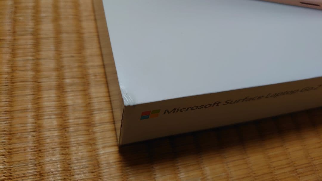 Surface Laptop Go2 8QC-00054 シュリンクなし 箱潰れ