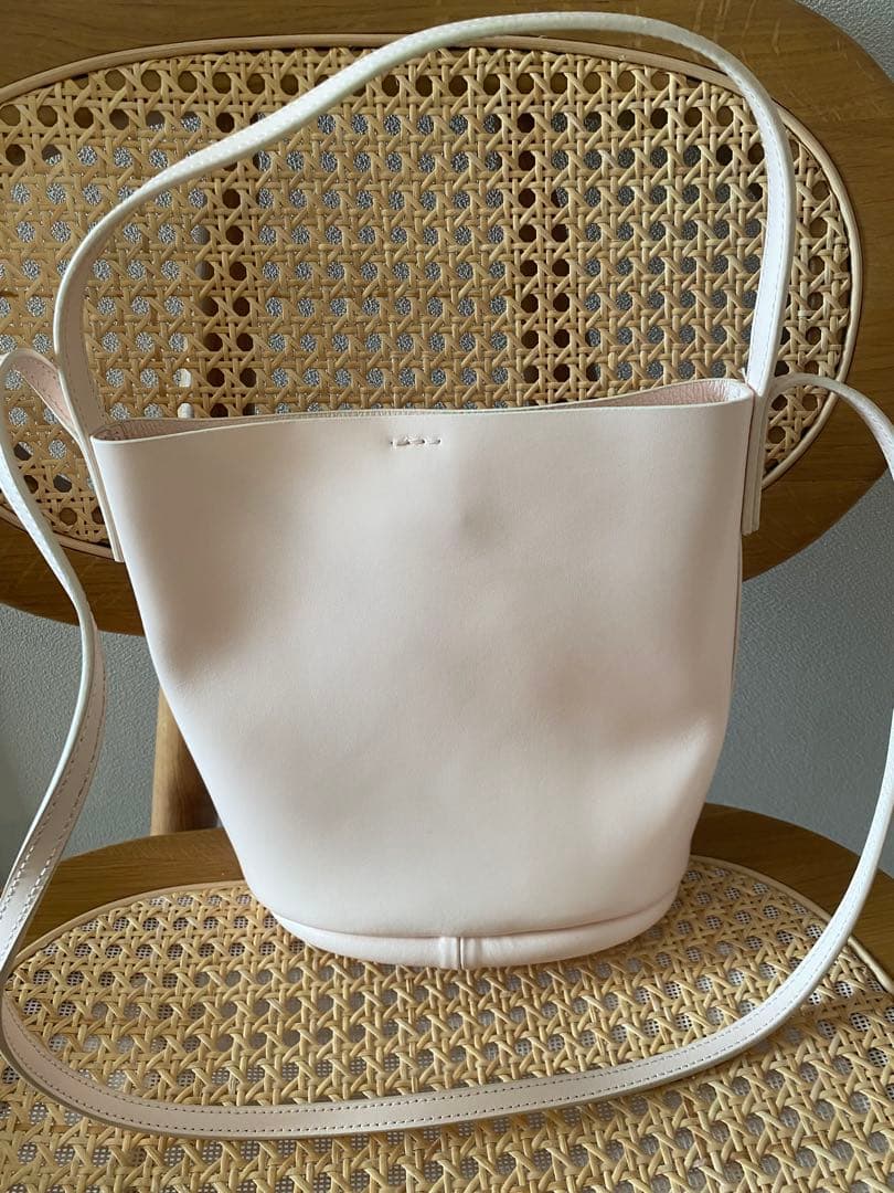 【me】YAHKIショルダーバック