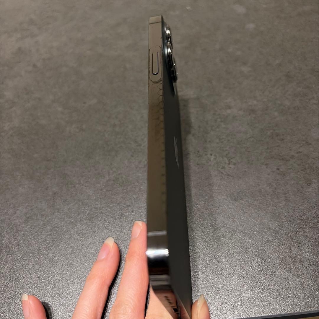 D*g様 iPhone13promax128G本体