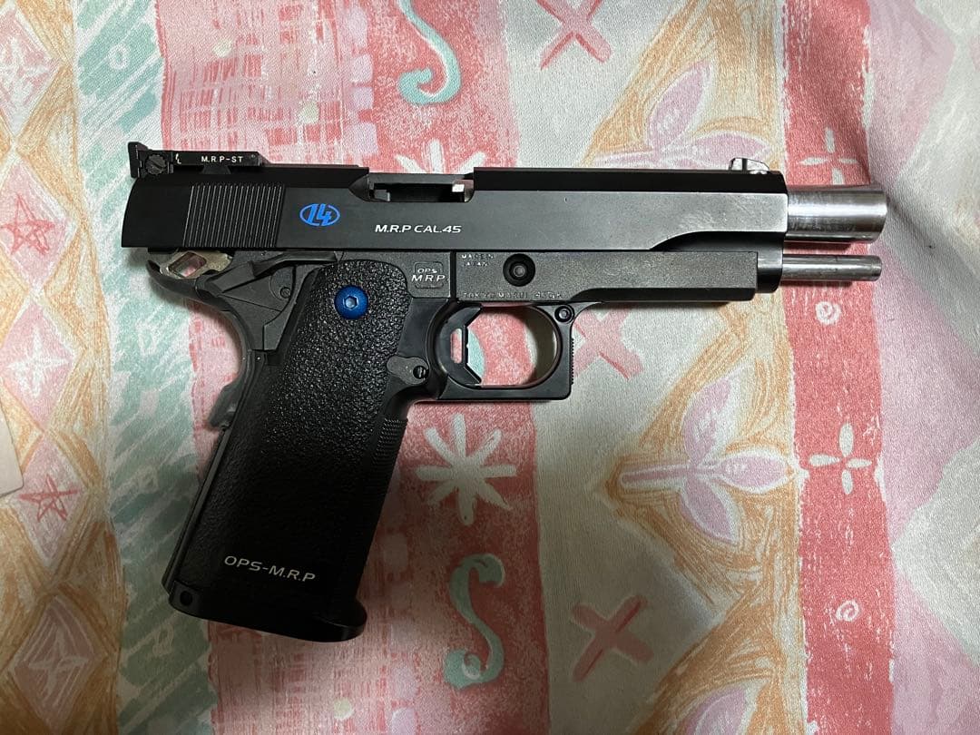 東京マルイ ガスブロ ハイキャパ5.1R ブラック マガジン4つ付き