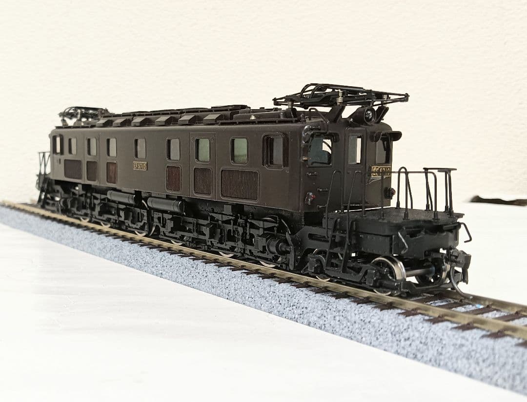 HOゲージ 天賞堂 EF57電気機関車、動作調整済