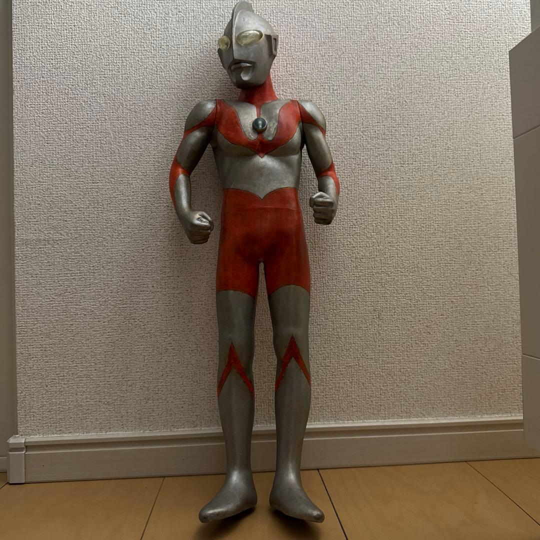 ウルトラマン　フィギュア