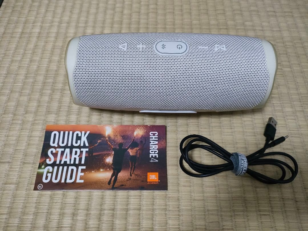 JBL CHARGE4 ワイヤレススピーカー　　　 Bluetooth