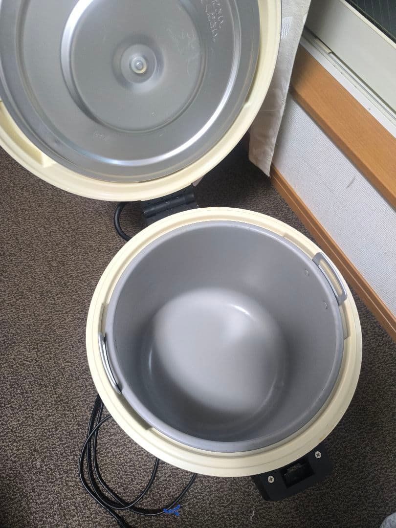 業務用　炊飯ジャー