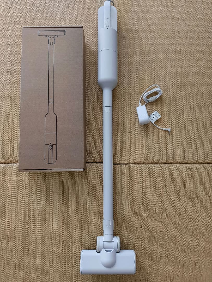無印良品　コードレススティッククリーナー　掃除機