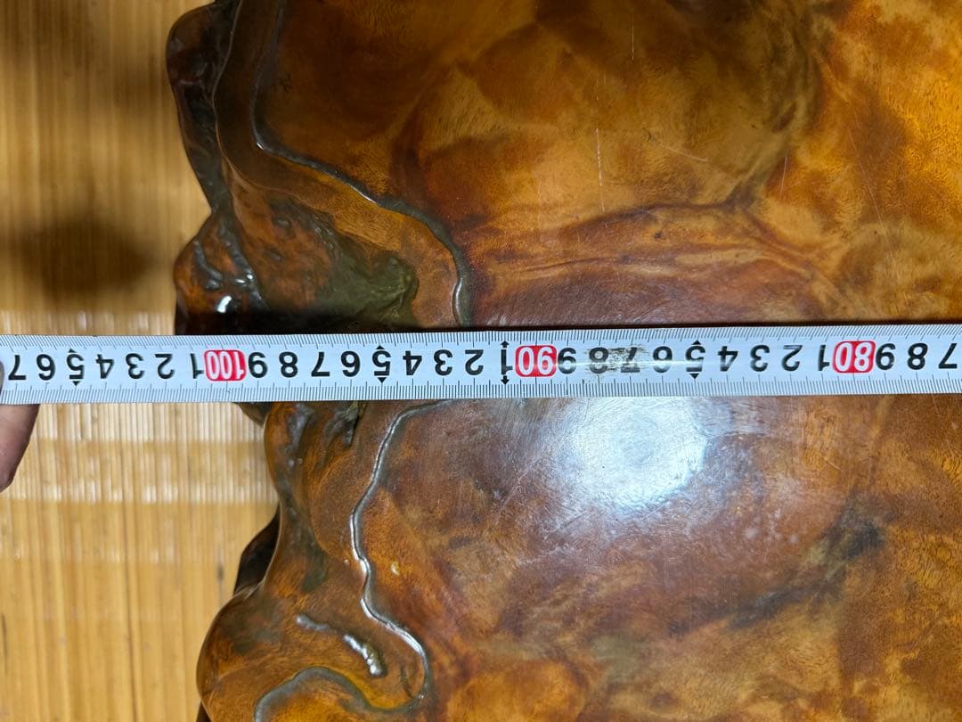 天然木（屋久杉かも）一枚板のテーブル　約165cm x 100cm 厚み6cm