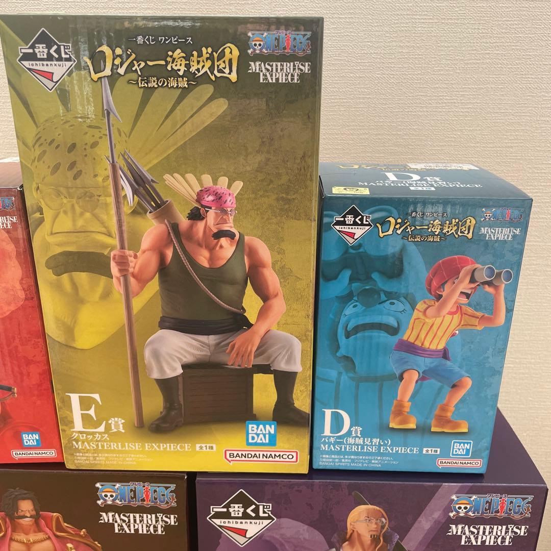 ロジャー海賊団　フィギュア