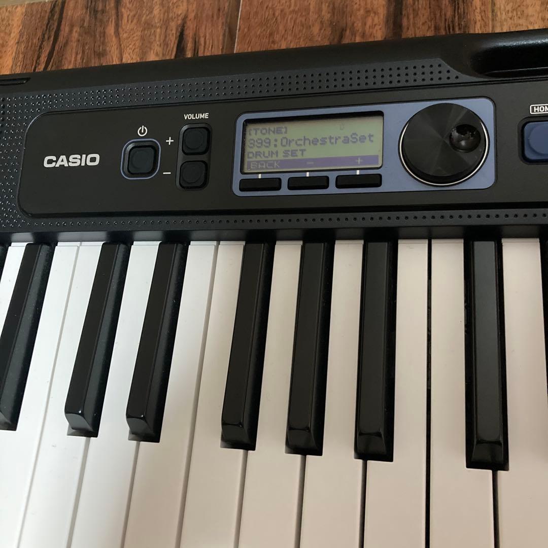 Casiotone CT-S30 61鍵　譜面台・ACアダプタ付き