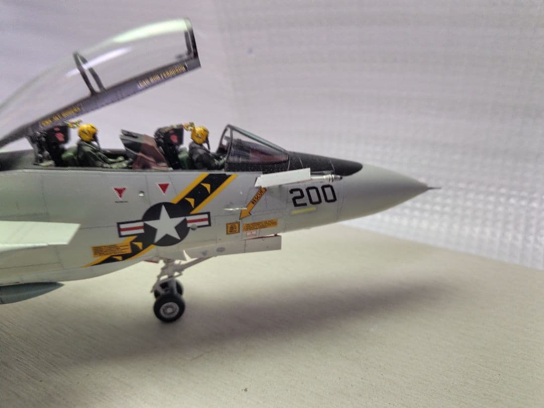 タミヤF-14 Ａ1/48トムキャッVF−84 ジョリーロジャース