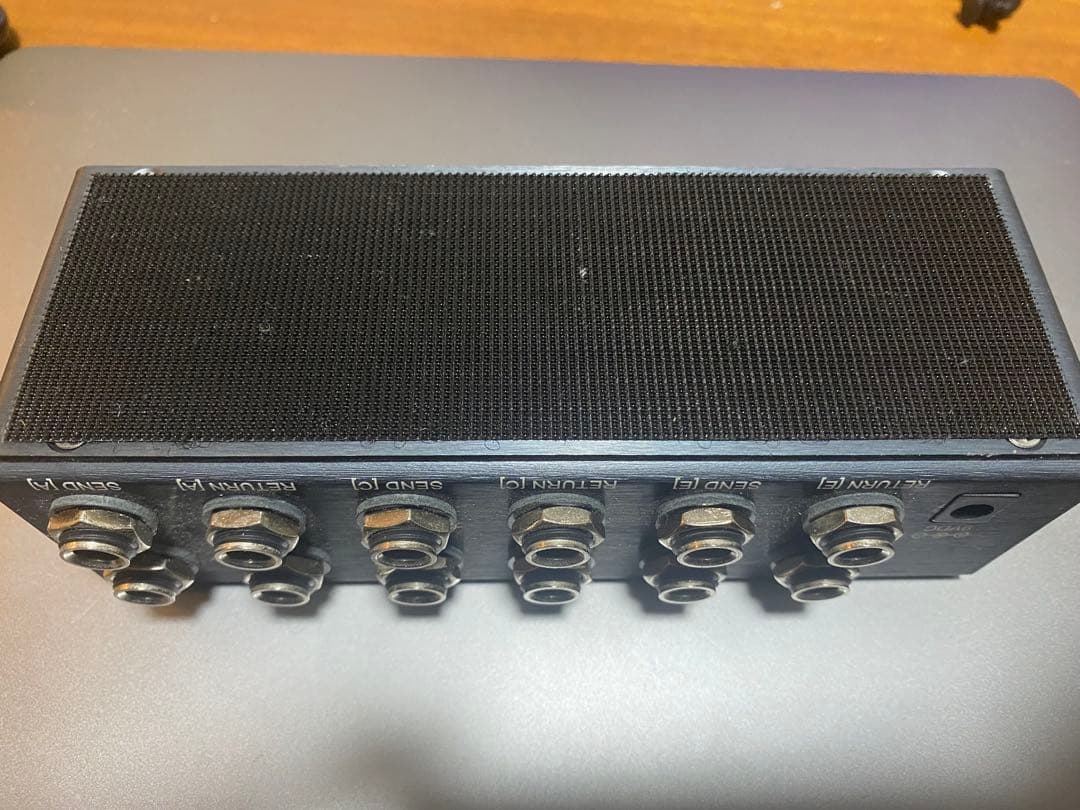 Morningstar ML5 MIDI スイッチャー