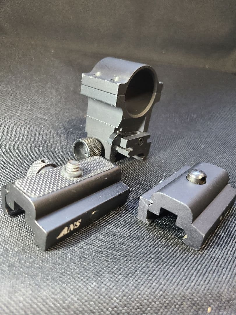 イオテックレプリカブースター・サイレンサー×2・マウントアタッチメント各種