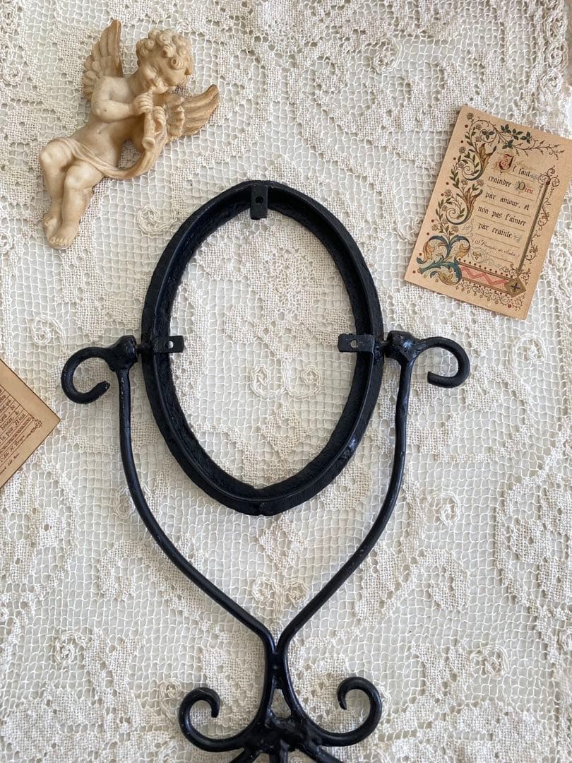 レア♡フランスアンティーク アイアン製オーバル型 フレーム