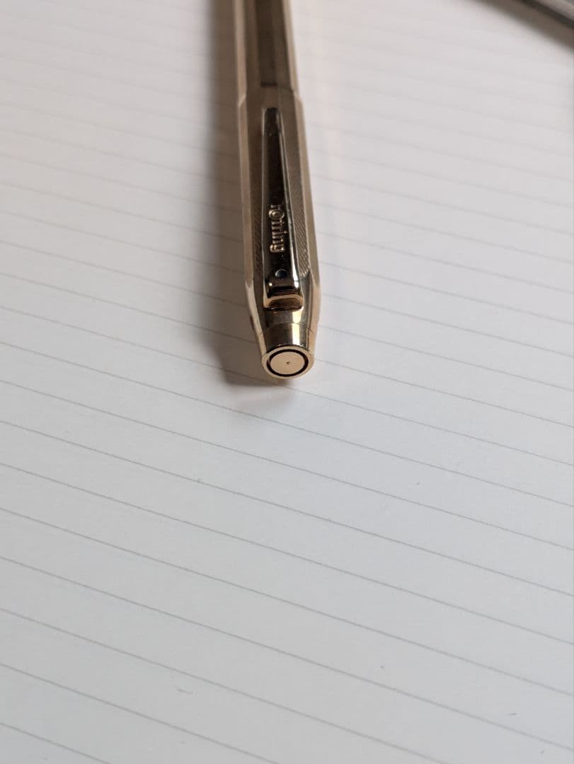 ロットリング　rotring 4色ボールペン　振り子式