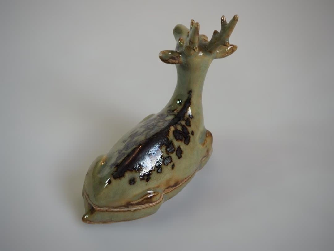 2代伊東陶山造『鹿香合』（共箱）