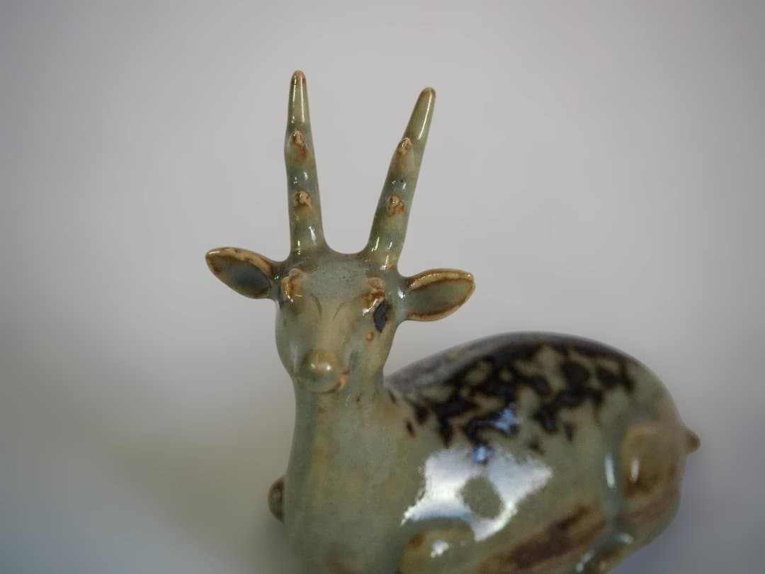 2代伊東陶山造『鹿香合』（共箱）