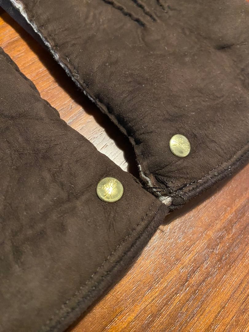 【新品・未使用】IL BISONTE　羊革手袋