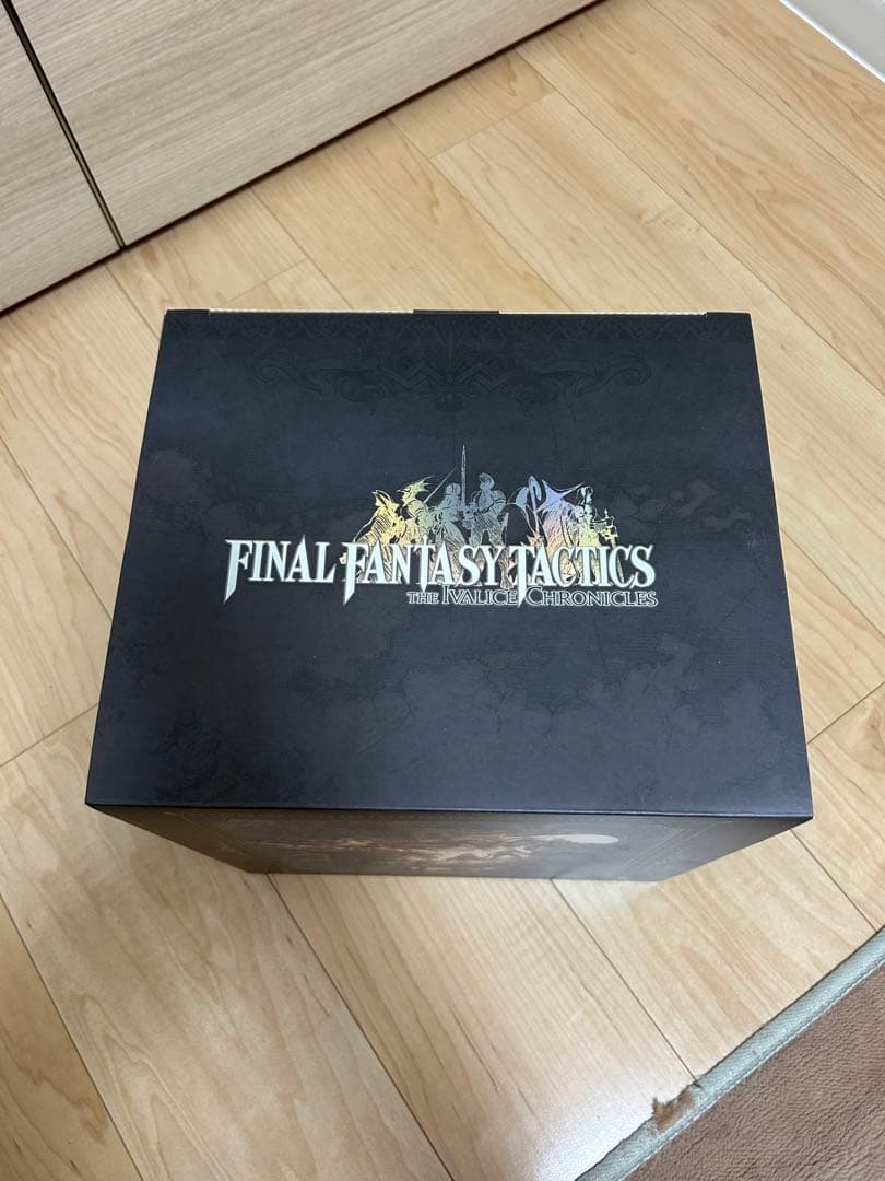 FFT イヴァリースクロニクルズ 特別装丁コレクターズBOX