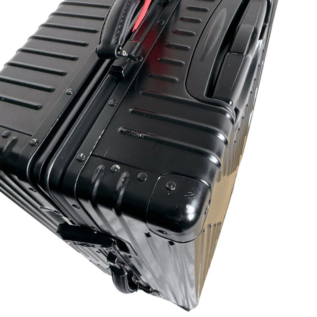 イノベーター アルミ スーツケース 63cm 黒 4輪 キャリー 旅行 出張