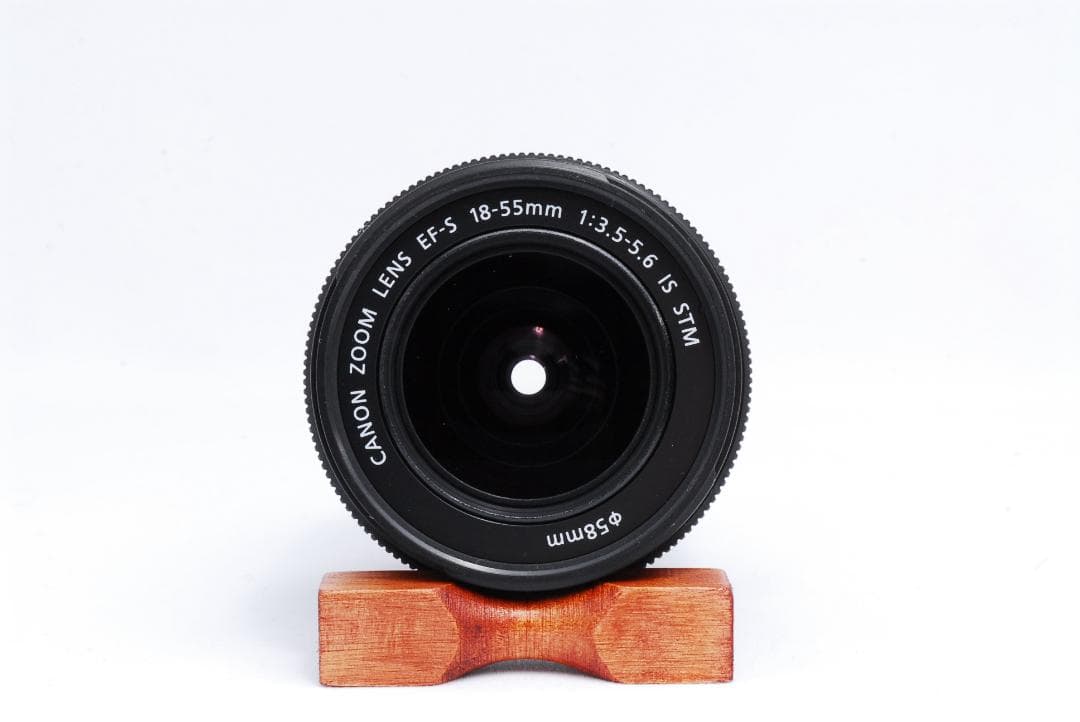 ⭐️推し活、入門モデル⭐️Canon Kiss X7i 美品 一眼レフカメラ