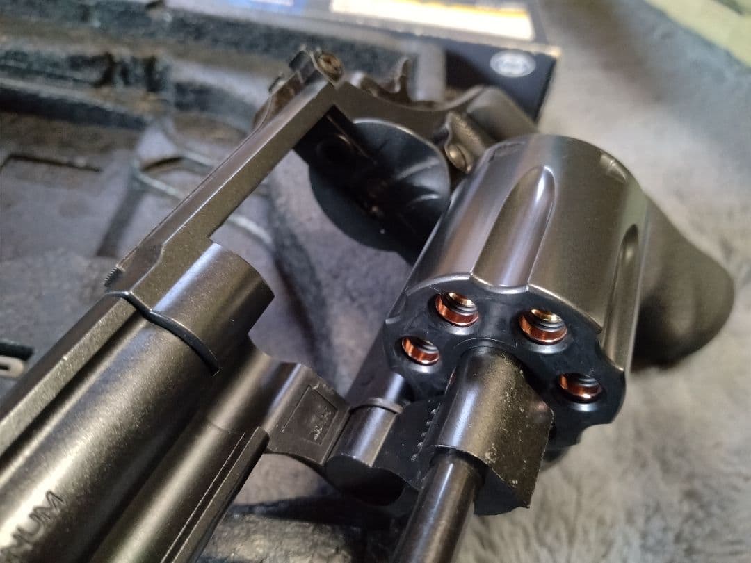 東京マルイ M19 4inch コンバットマグナム リアルカート ガスリボルバー