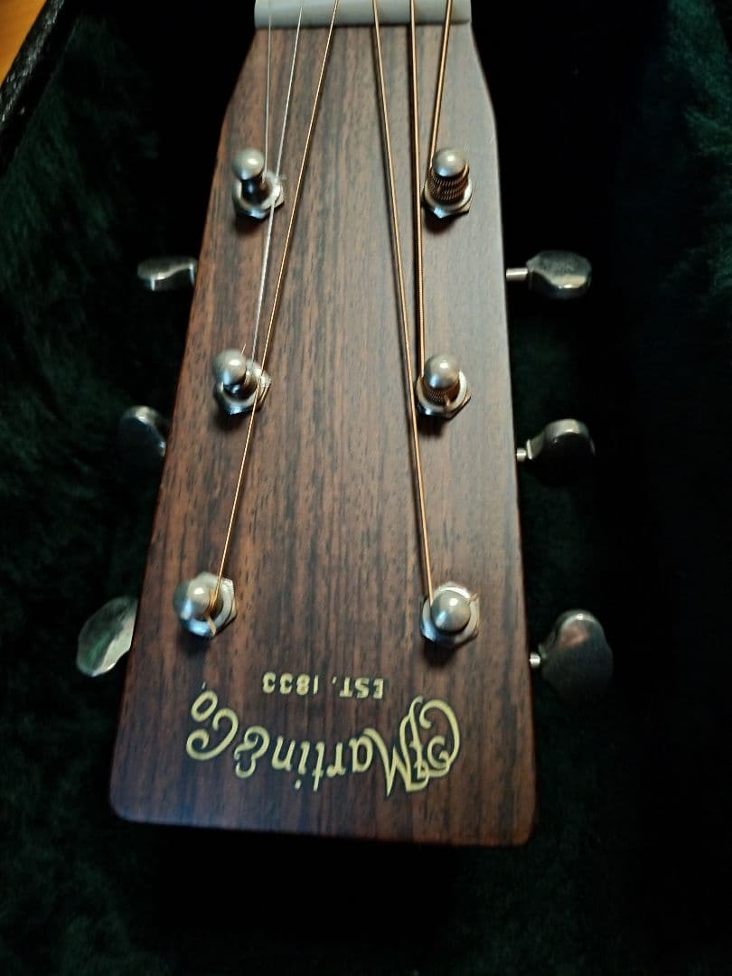 緊急☆売切価格☆　MartinOM-28 2019年製