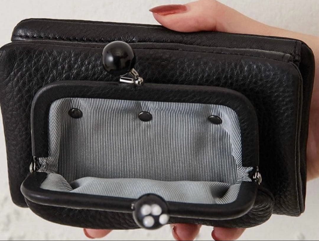 未使用ear PAPILLONNER イア パピヨネ がま口　折り財布