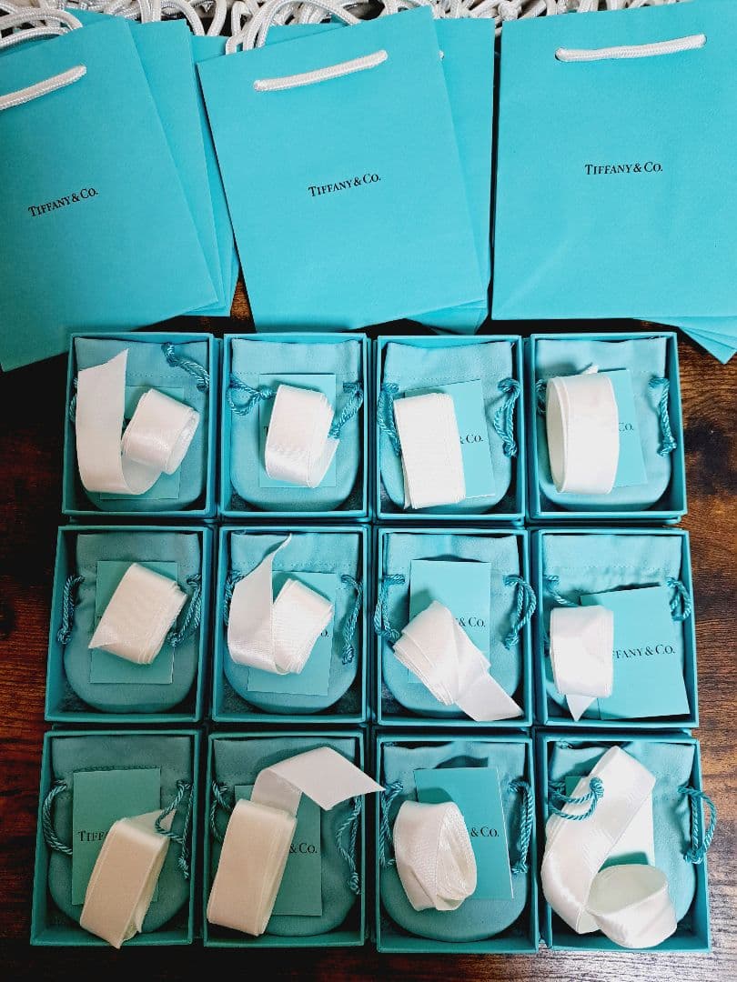 ティファニー 空箱③ 巾着 リボン カード ショップ 袋 12セット 国内現行品