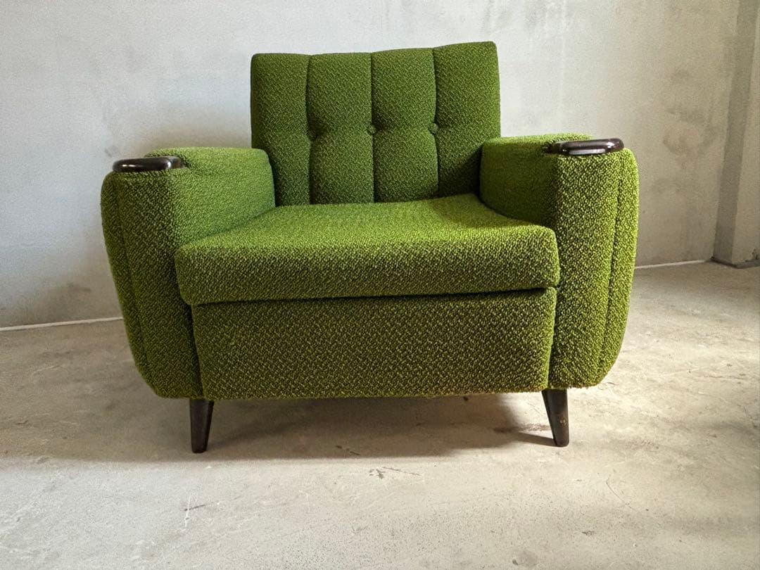 ヴィンテージ　アームチェア　1人掛けソファ　ラウンジチェア　ミッドセンチュリー