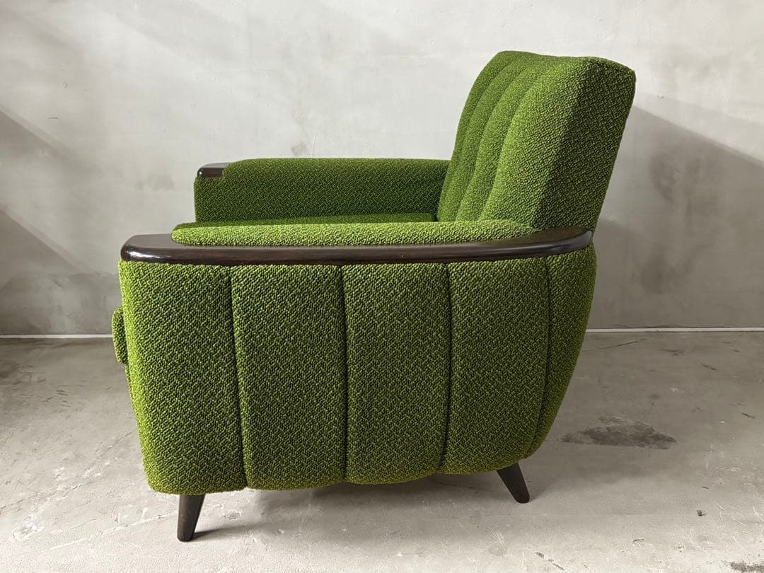 ヴィンテージ　アームチェア　1人掛けソファ　ラウンジチェア　ミッドセンチュリー