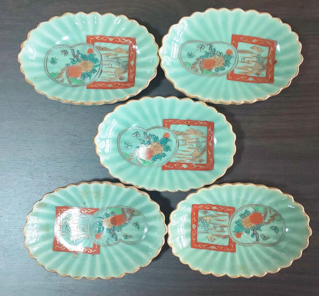 古伊万里 青磁 手書色絵染付 牡丹蝶文 菊花長皿 木箱入