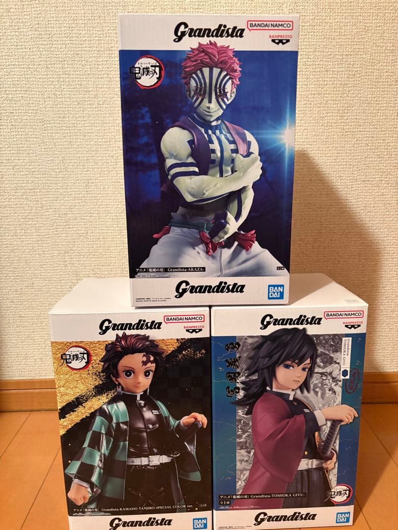 ドラゴンボール、鬼滅の刃、ワンピースフィギュア35体おまとめセット