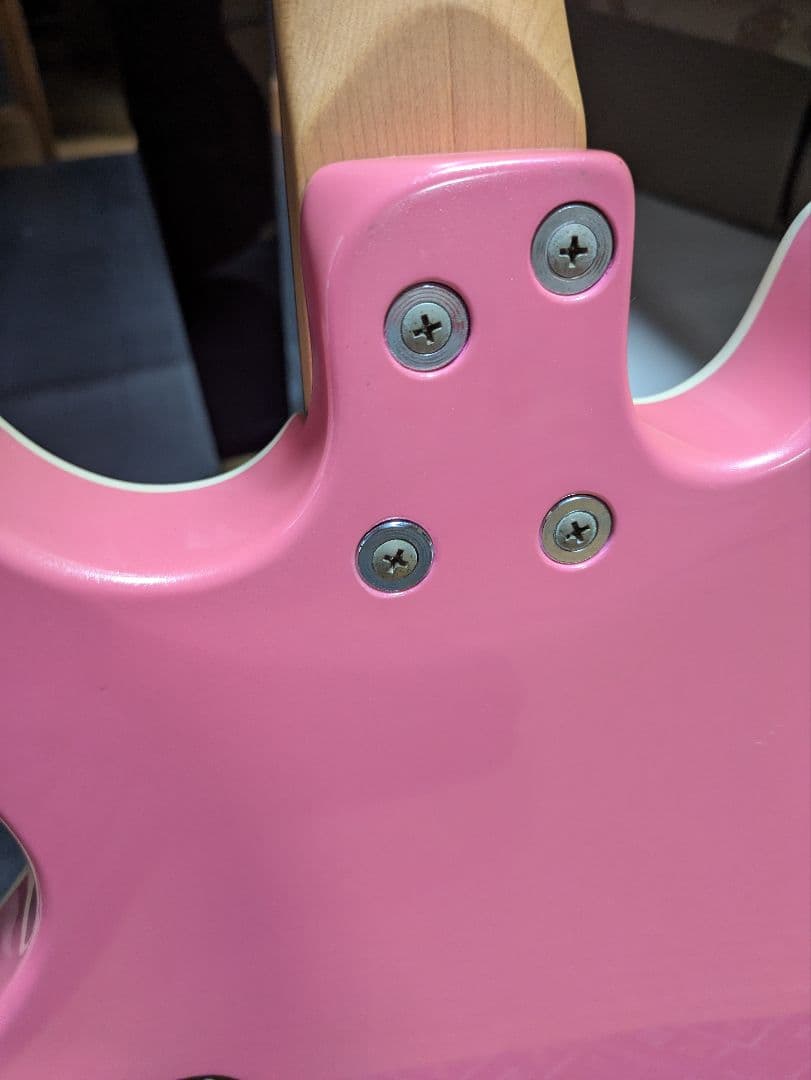 セミアコ　デイジーロック　Daisy Rock ピンク エレキギター