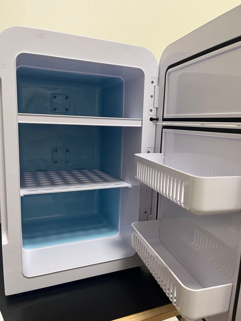 【保温可】ミニ冷蔵庫 22L 軽量 持ち手付き 持ち運び楽々 静音 車内 送料込