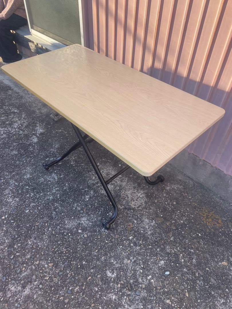 ニトリ　リフトテーブル　昇降テーブル