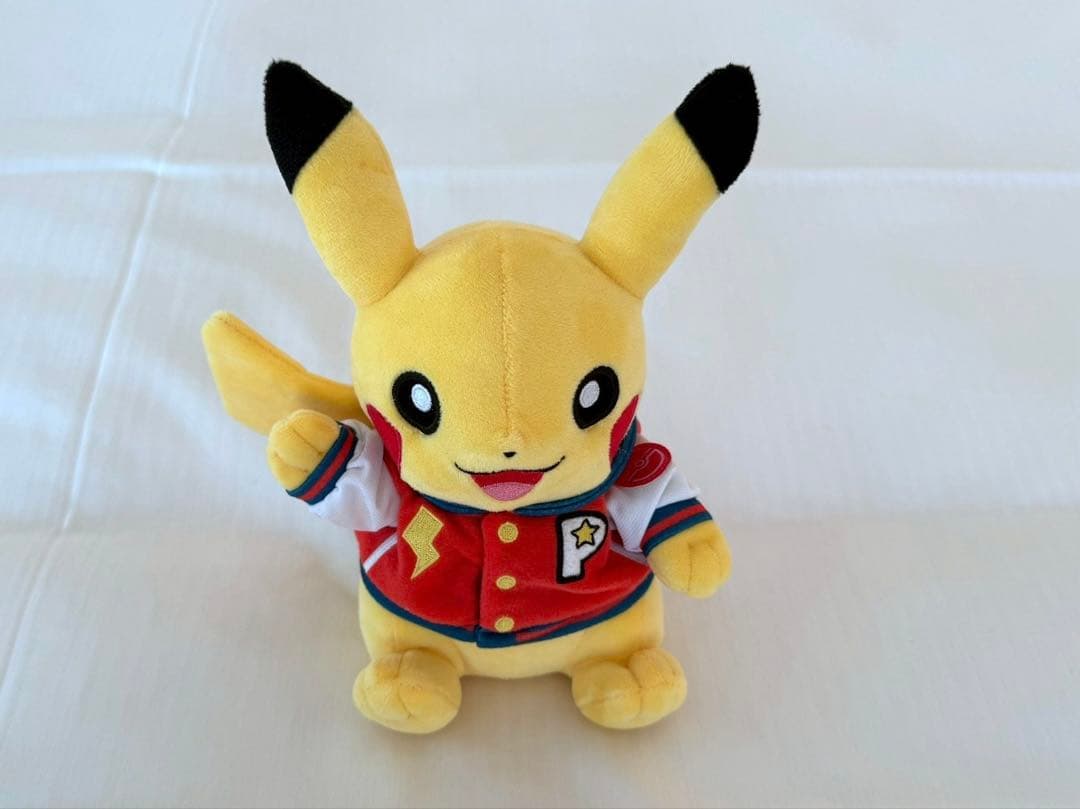 WCS 2025 アナハイム ピカチュウ ぬいぐるみ