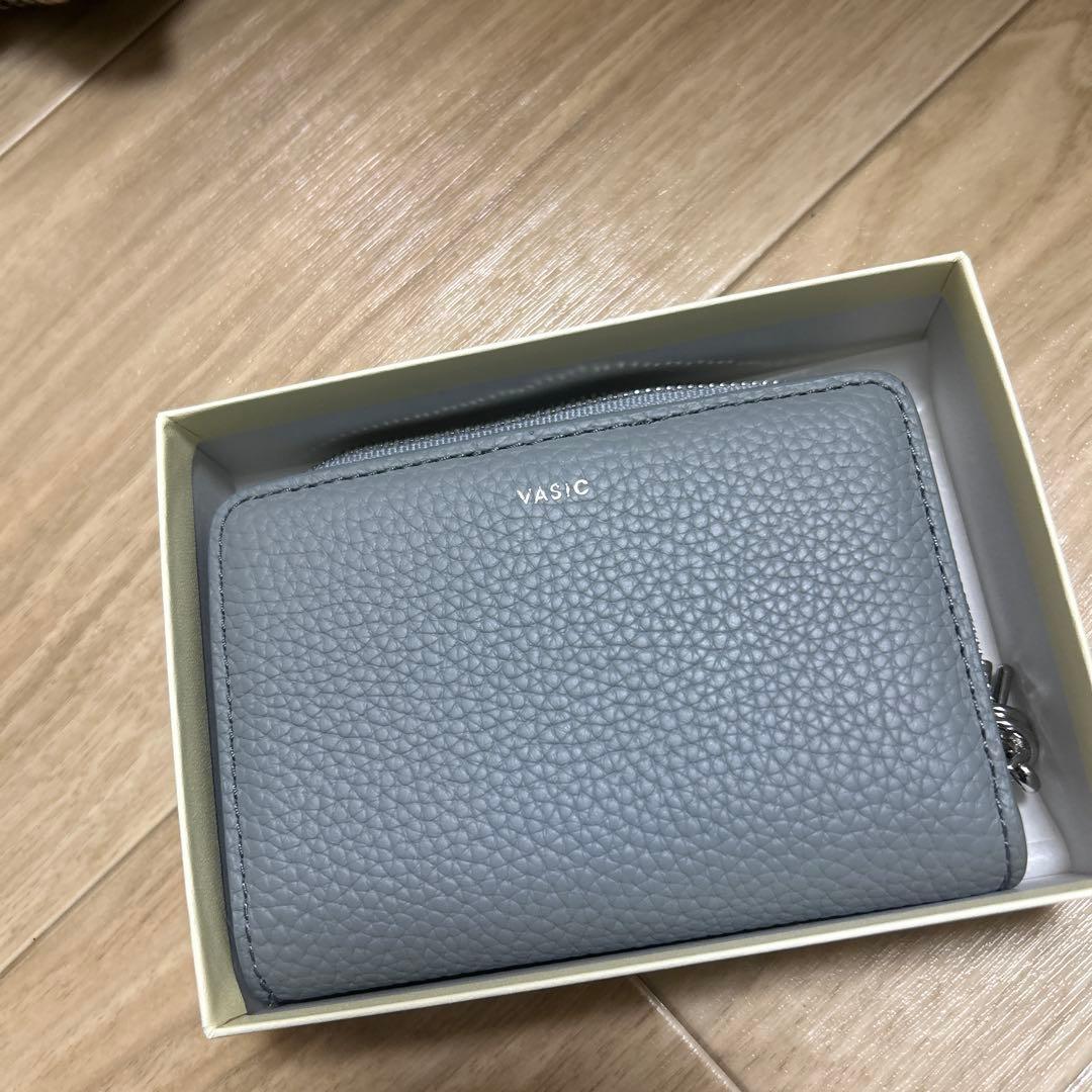 VASIC 二つ折り財布
