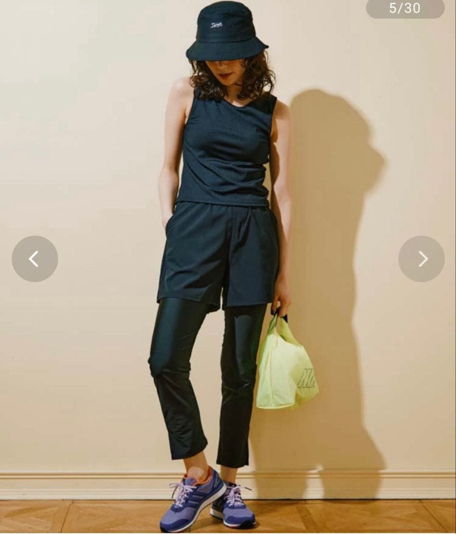 ポケット付きハーフジップラッシュパーカー＋リブタンキニ水着+レギンス5点セット