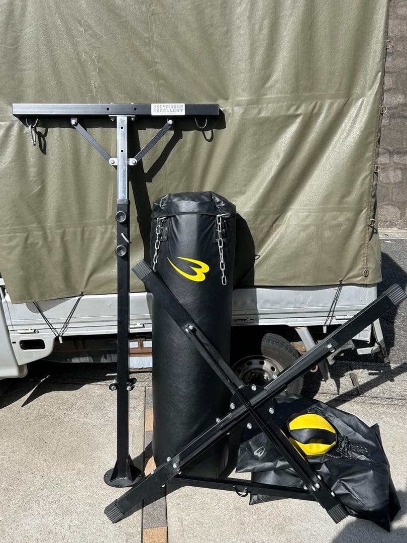 解体済　千葉県市川市引き取り　ボディメーカー】サンドバッグ、ファイティンスタンド