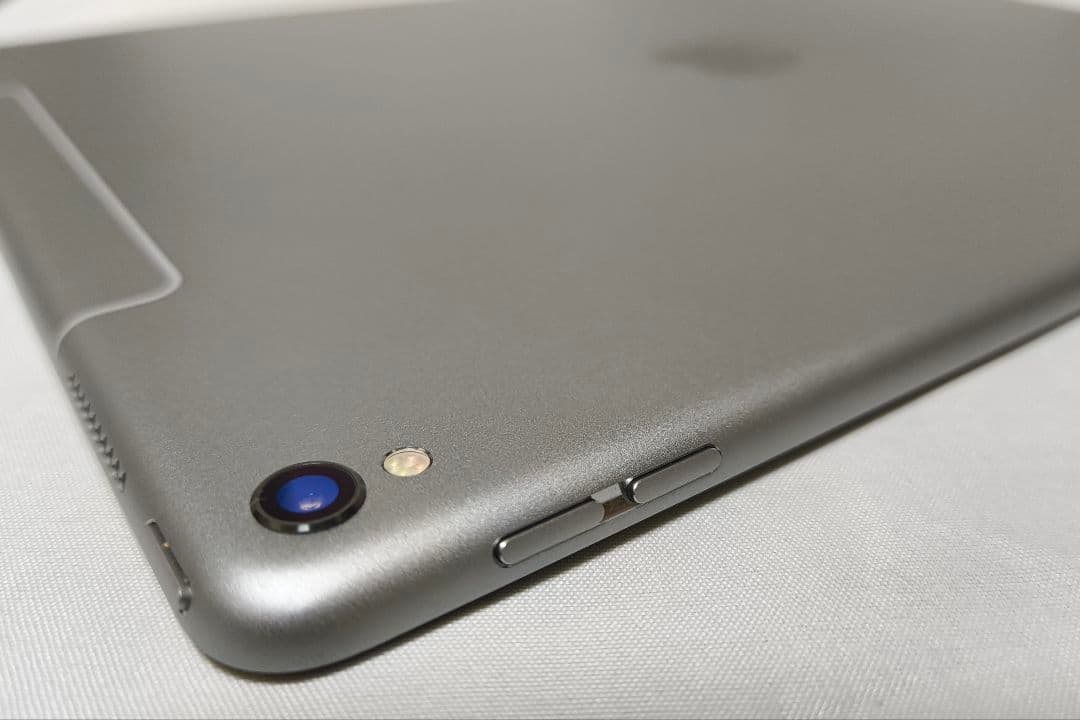 【BT100%】iPad Pro 12.9 第2世代 256GB SIMフリー