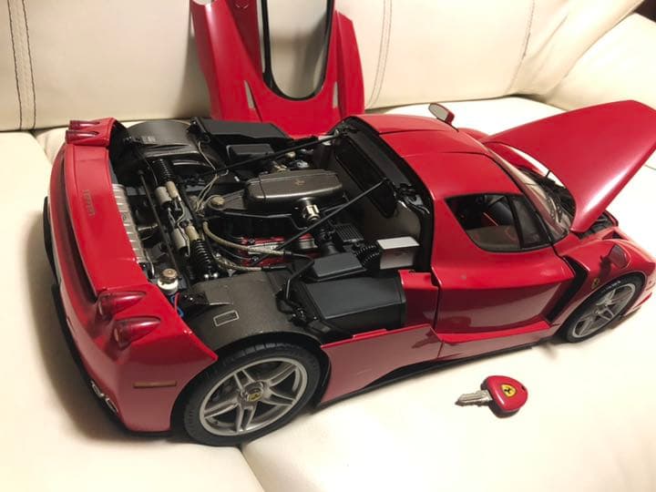 エンッオフェラーリ完成品/DeAGOSTINI