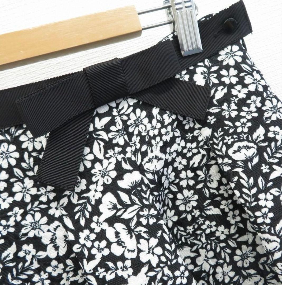 エムズグレイシー カタログ掲載　花柄スカート　ブラック　42