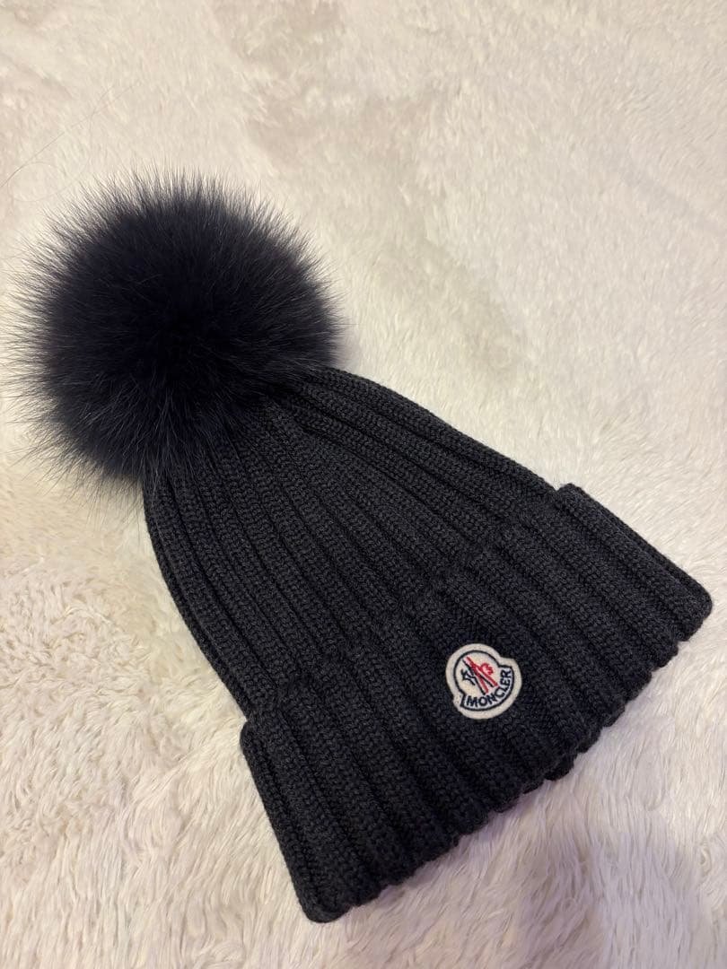 モンクレール ネイビー ポンポン付き ニット帽 フリーサイズ