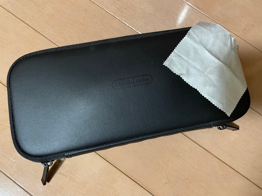 Nintendo Switch 本体他 (コントローラー無)